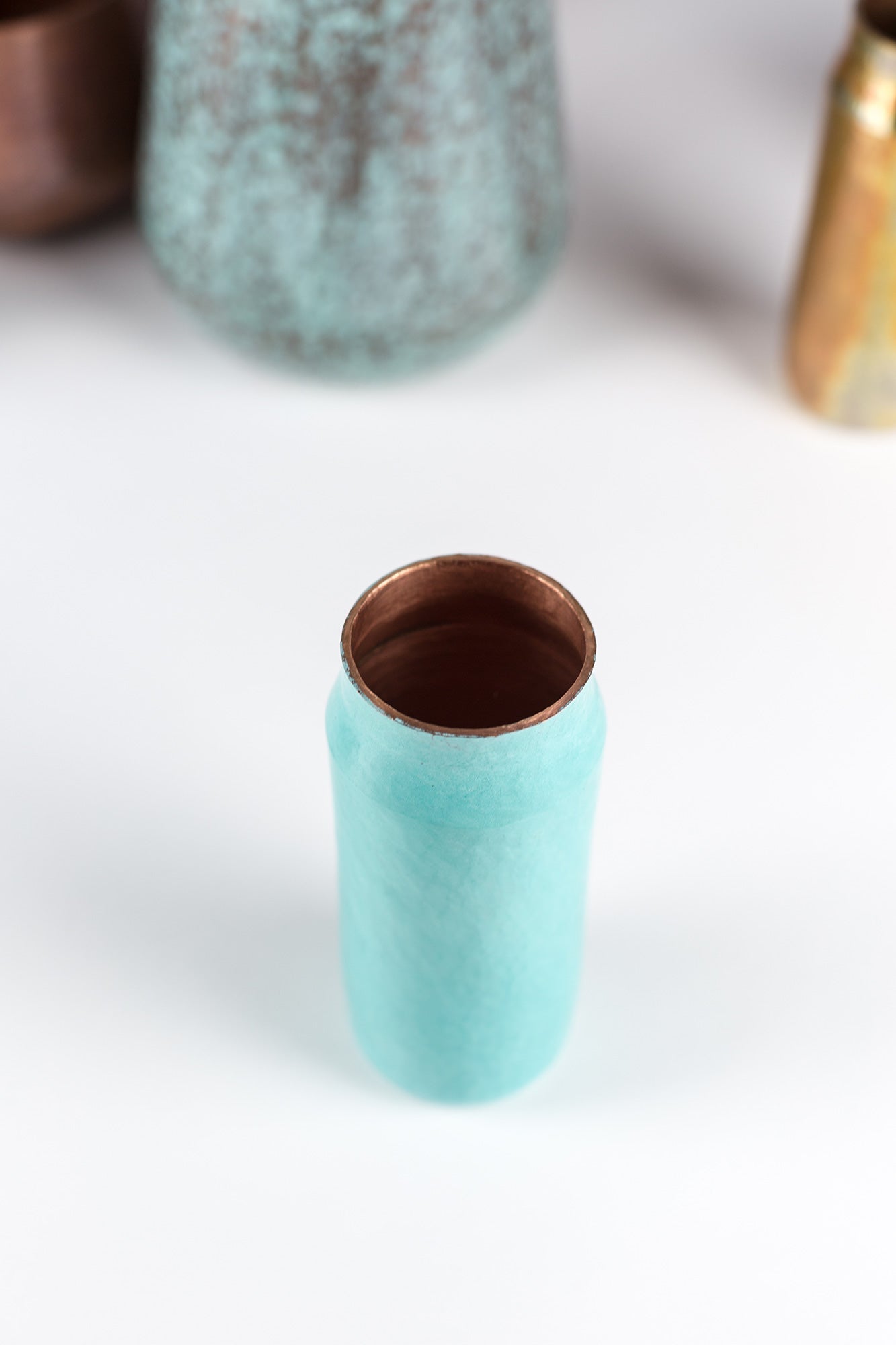 Estudio Pomelo Copper Vase Mini Oxido Detail