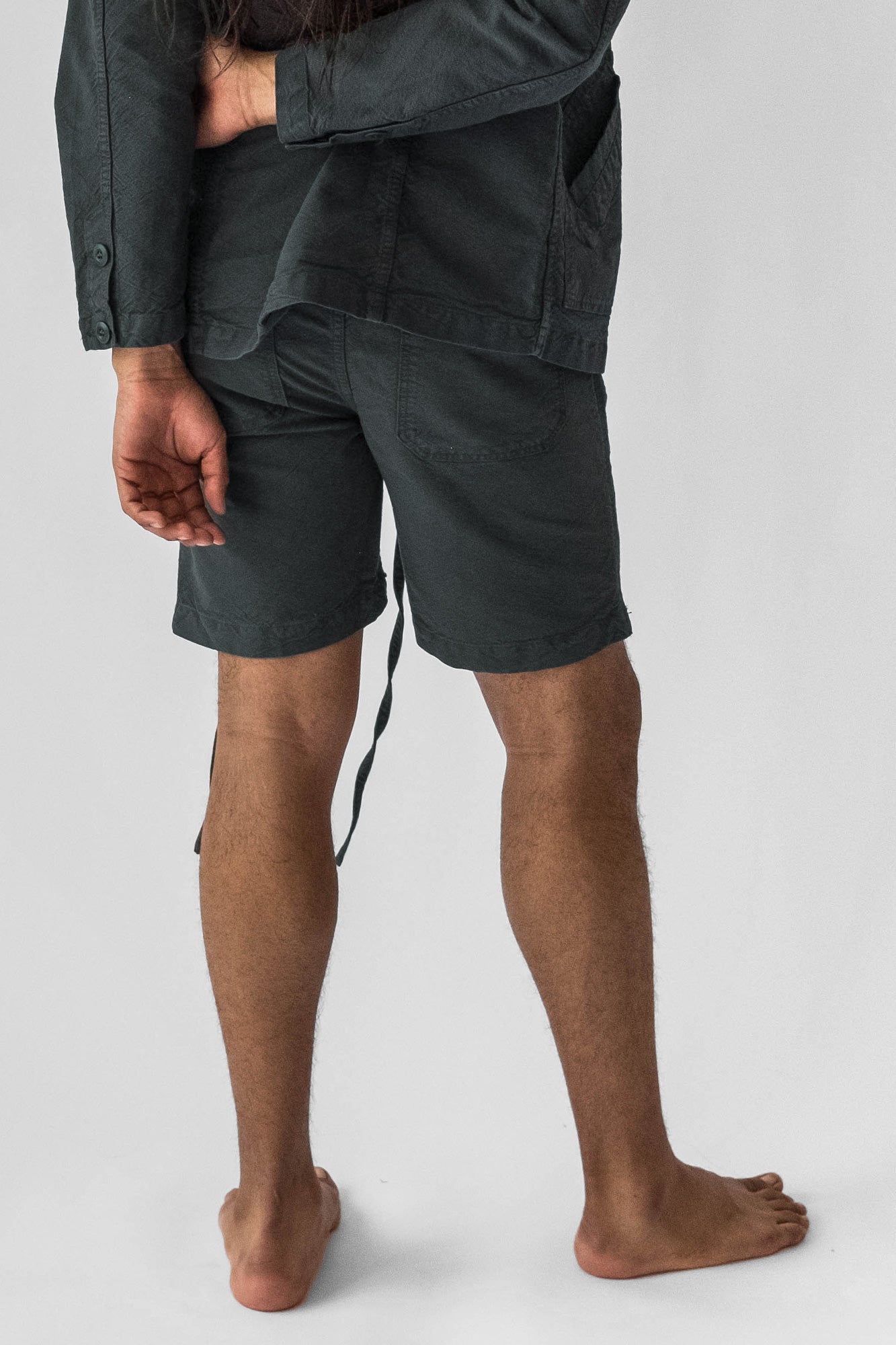Ando Short - Bosque