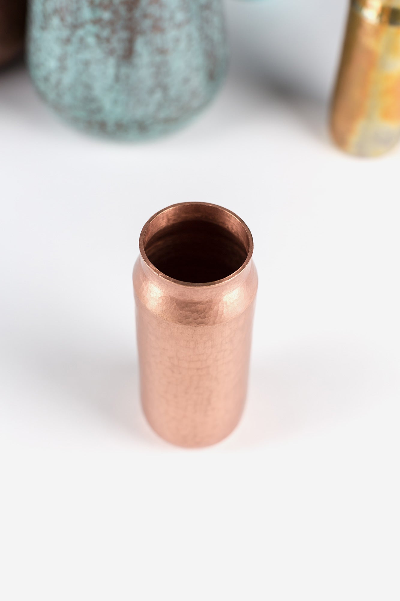 Estudio Pomelo Copper Vase Mini Pulido Detail